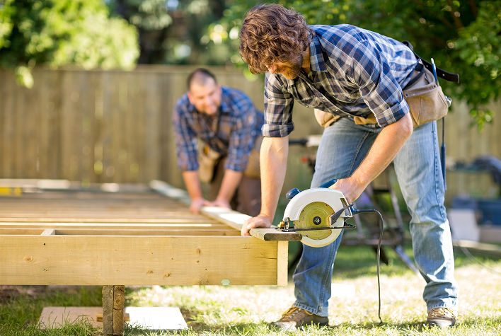 How Much Does It Cost to Build a Deck